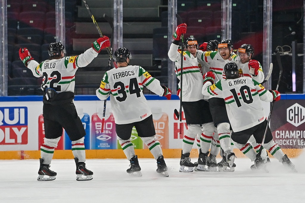 Hoki-bravúr Tamperében! Legyőztük a franciákat, közel a bennmaradás az elitcsoportos vb-n